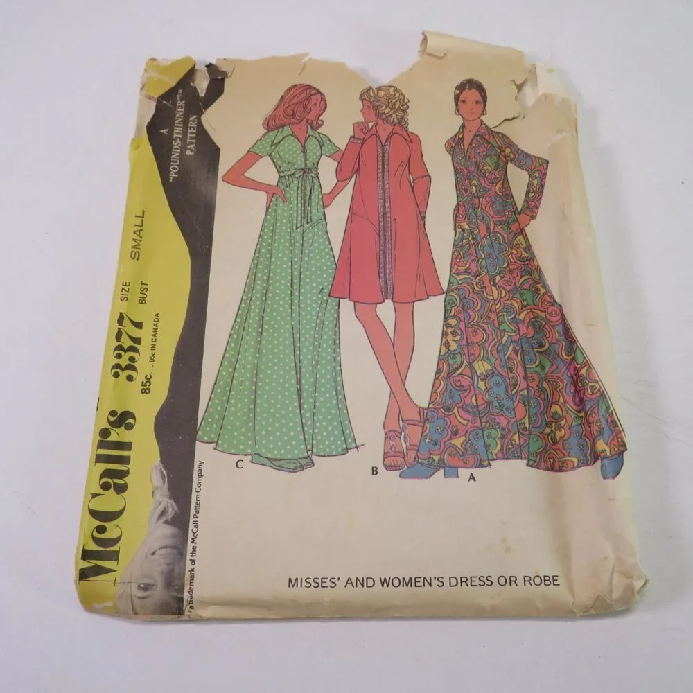 McCall's 3377 sewing pattern  dress, robe